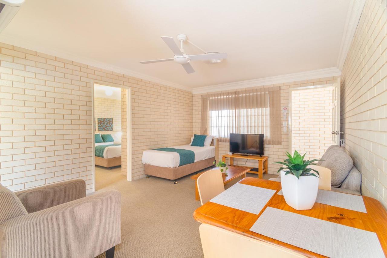 Santa Fe Motel And Holiday Units Lennox Head Exterior foto